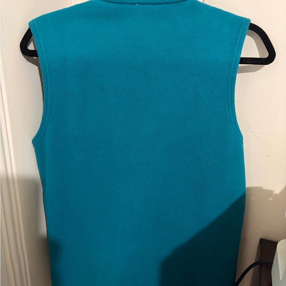 Patagonia Turquoise Fleece Vest with Dark Trim - Picture 2 of 3